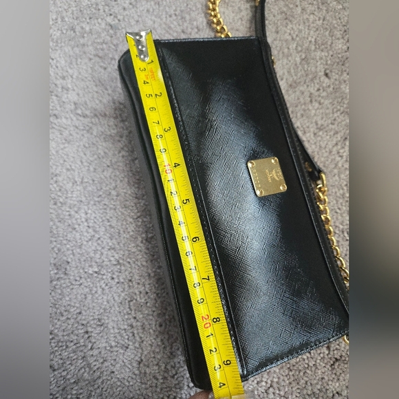 MCM Chain Shoulder Bag - Picture 16 of 17